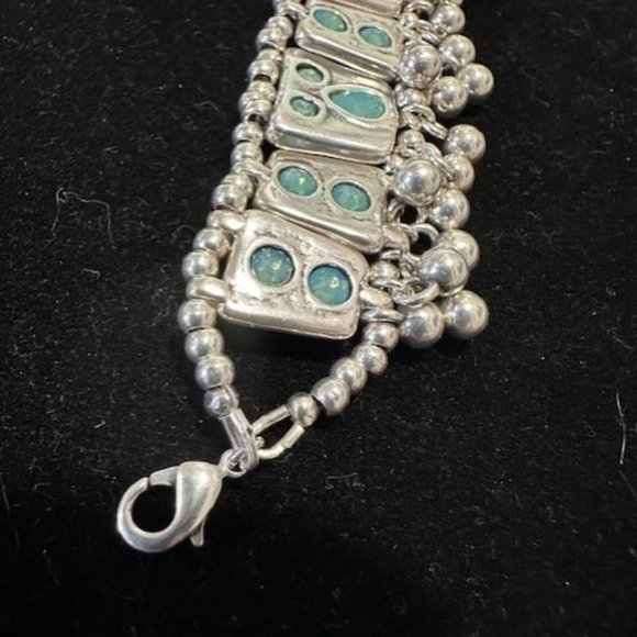 Uno de 50 *RARE-RETIRED* Mrs Rani Bracelet Silver with green crystals - Picture 6 of 9